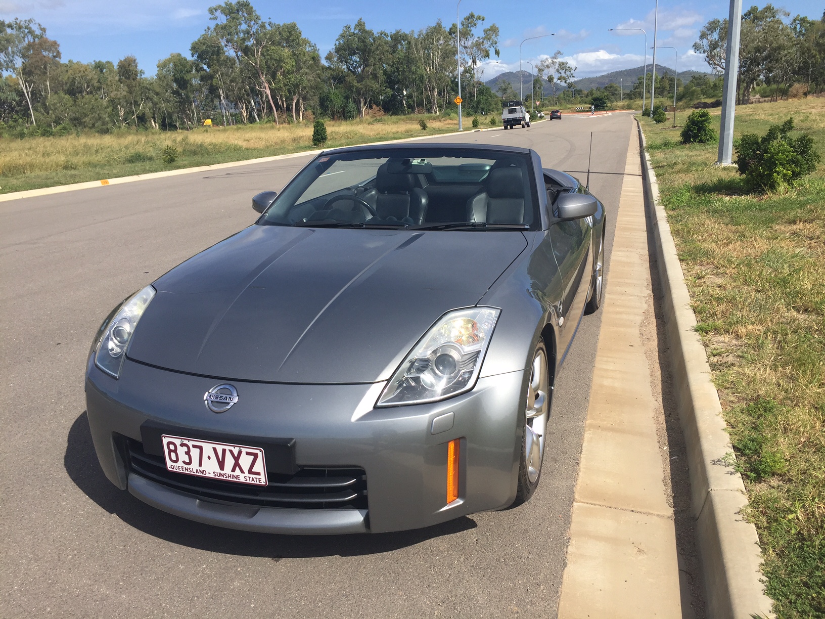 2006 Nissan 350z coupe track #3