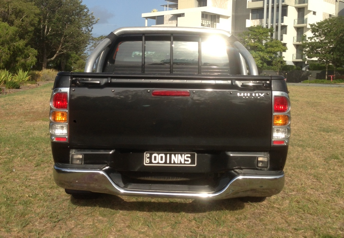 toyota hilux workmate 08 #5