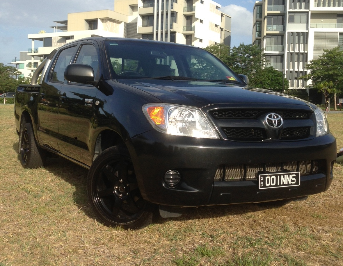 toyota hilux workmate 08 #4