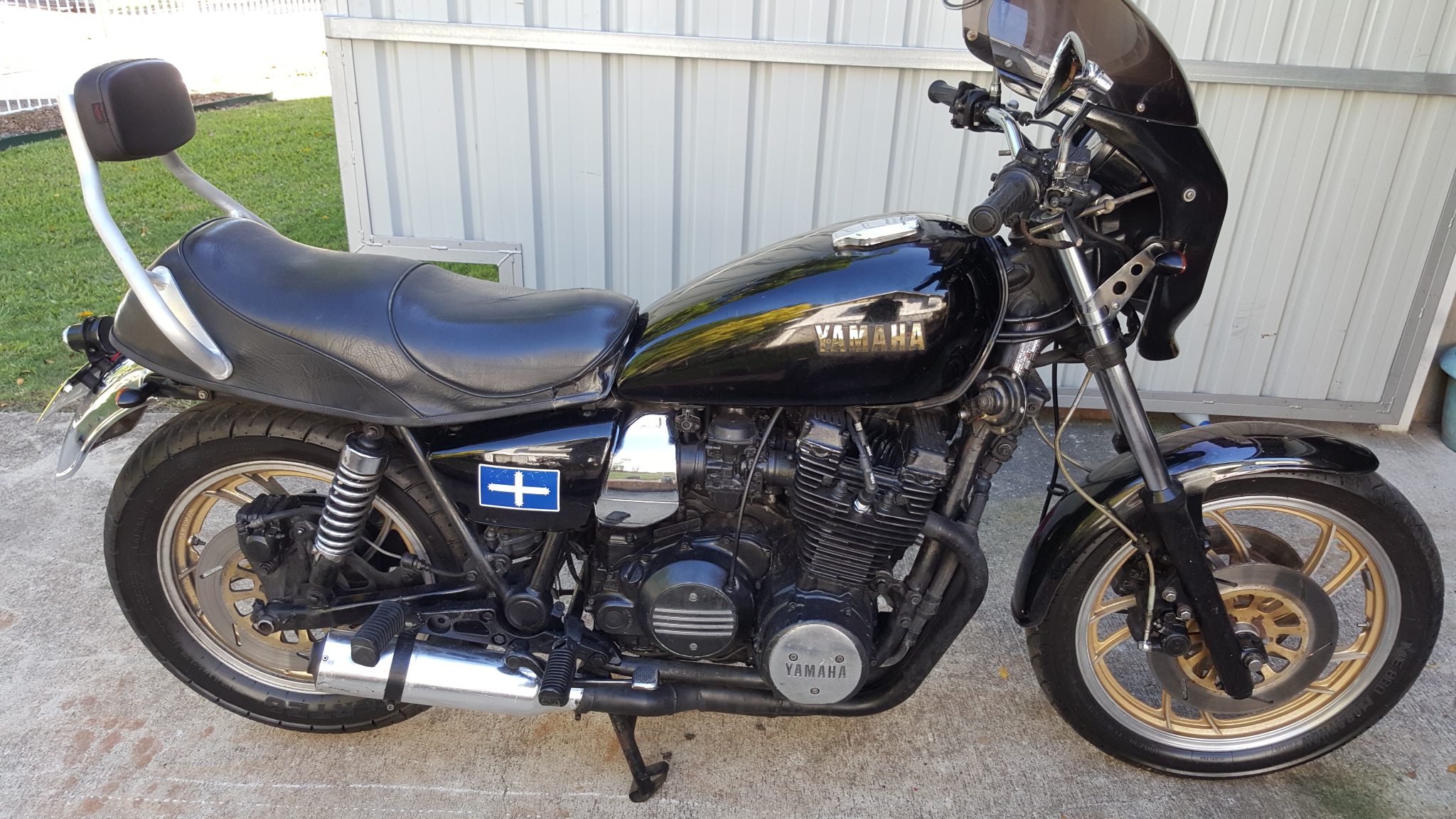 Yamaha Moto 1100