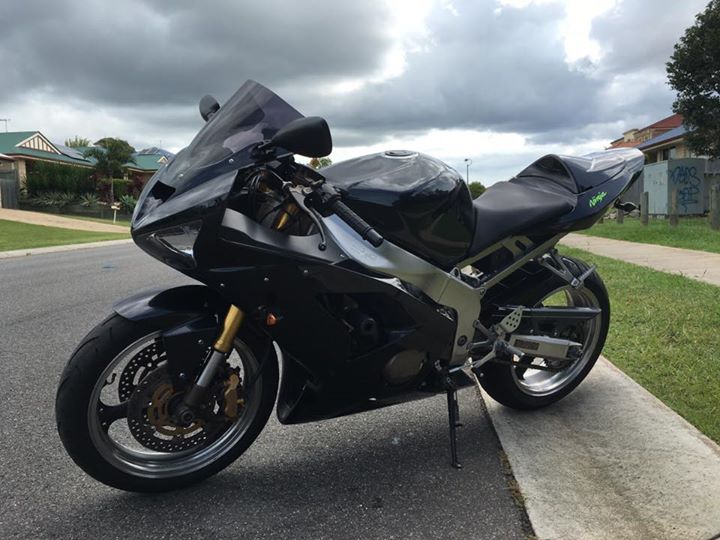 Kawasaki Ninja ZX 6r Black