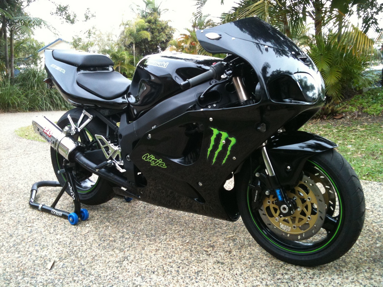 1997 Kawasaki ZX-7R Ninja Monster Energy 