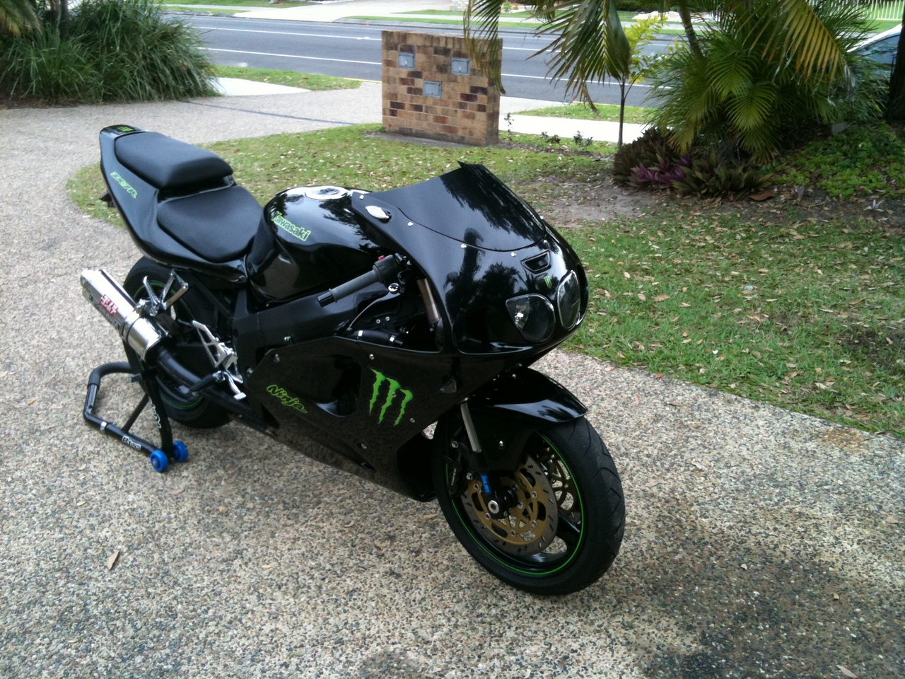 1997 Kawasaki ZX-7R Ninja Monster Energy 