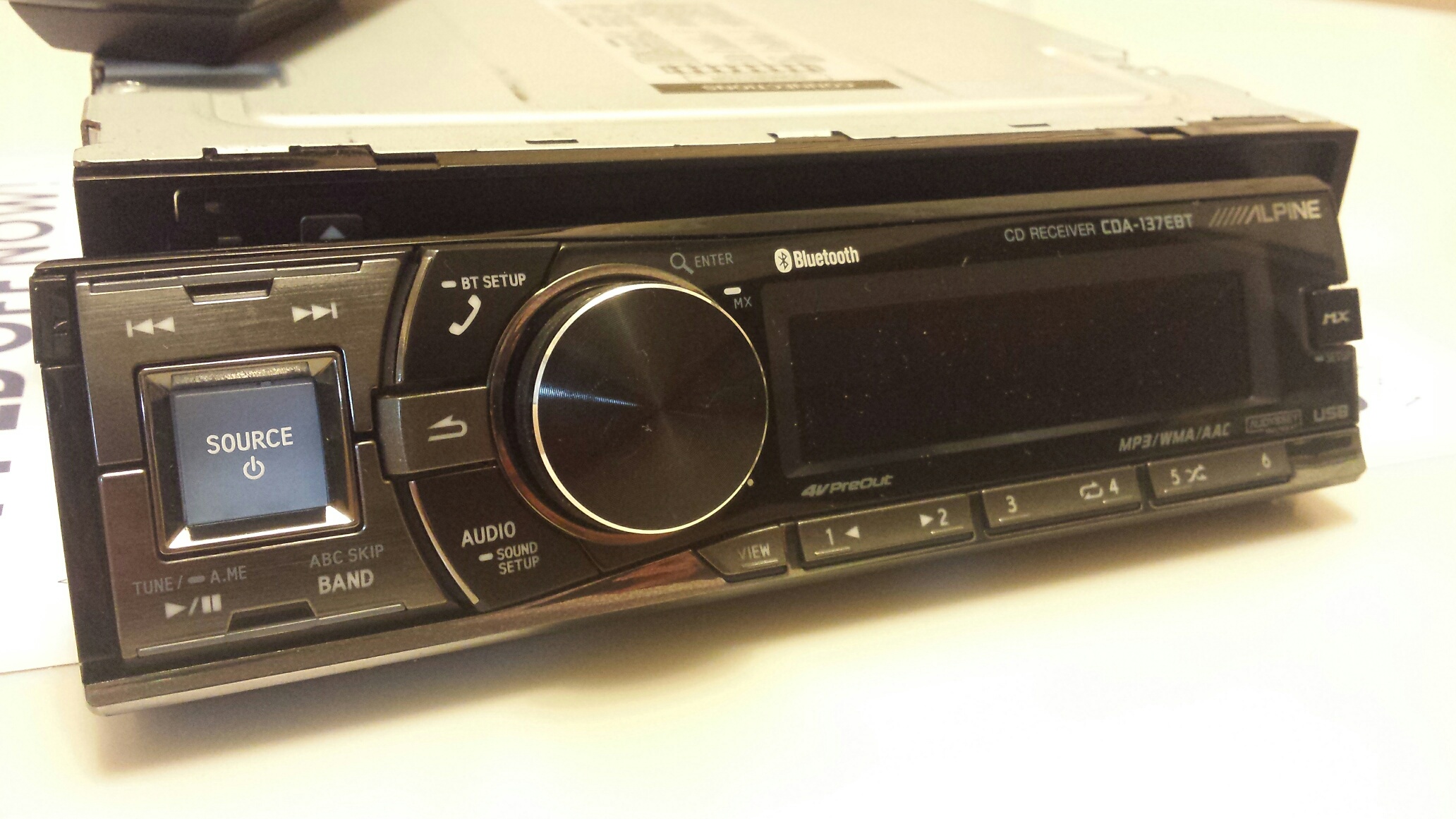 Alpine CDA CD Receiver With Bluetooth, Alpine HEAD UNIT