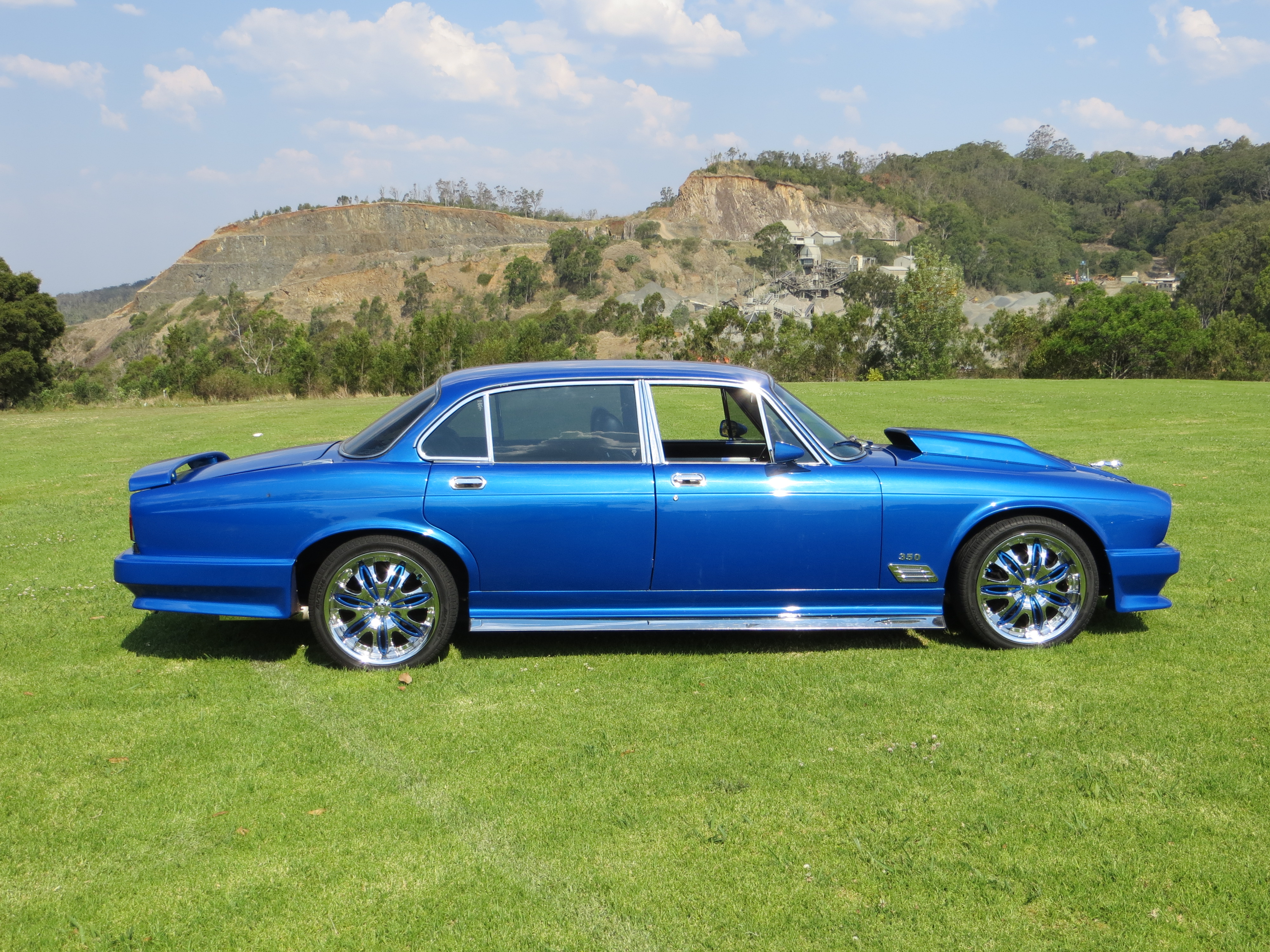 Jaguar XJ 12 Custom