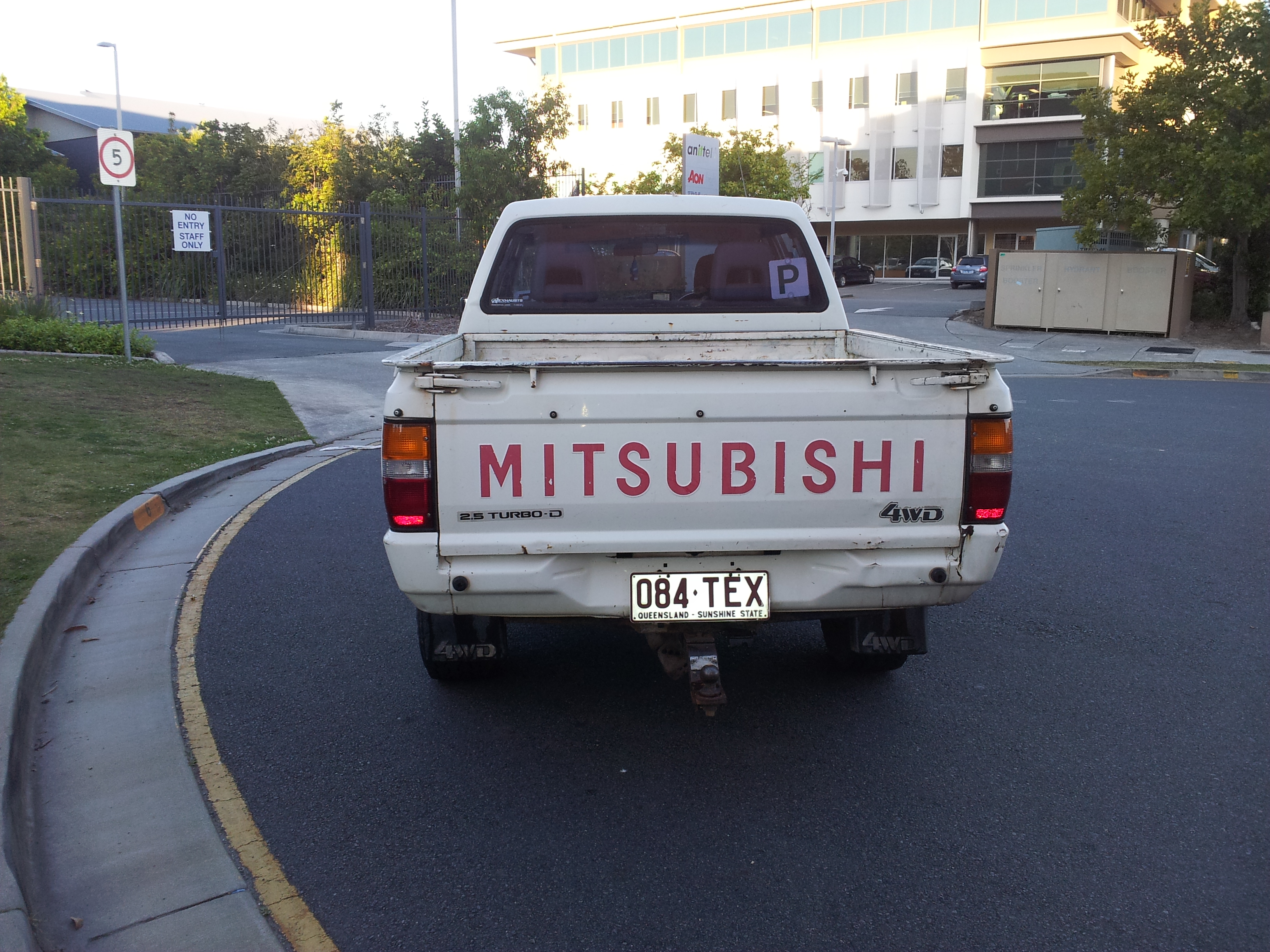 1995 Mitsubishi Triton MJ