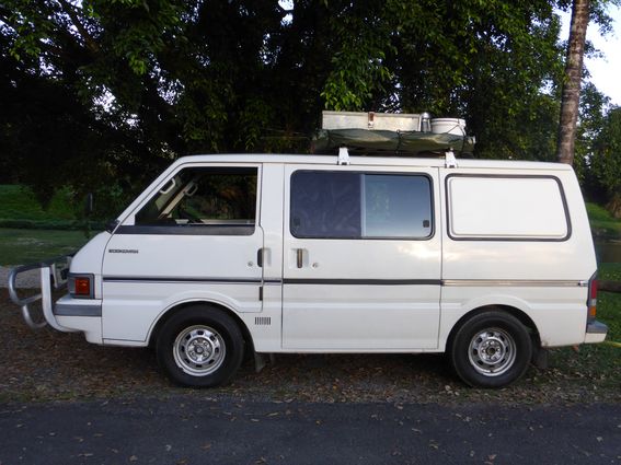 1996 Ford Econovan