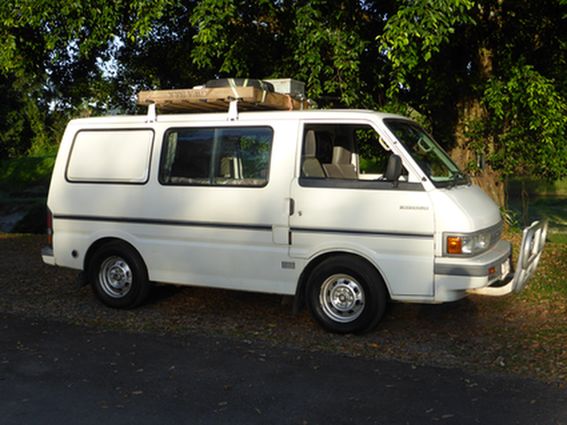 1996 Ford Econovan