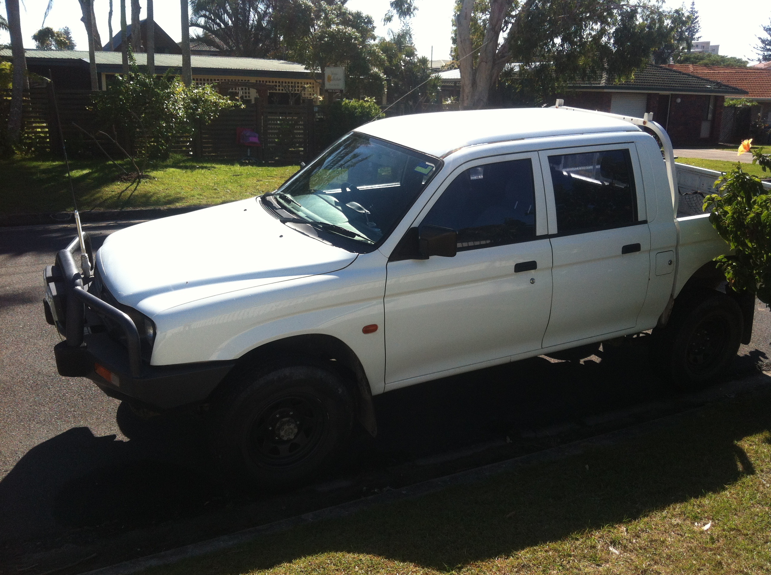 1998 Mitsubishi Triton