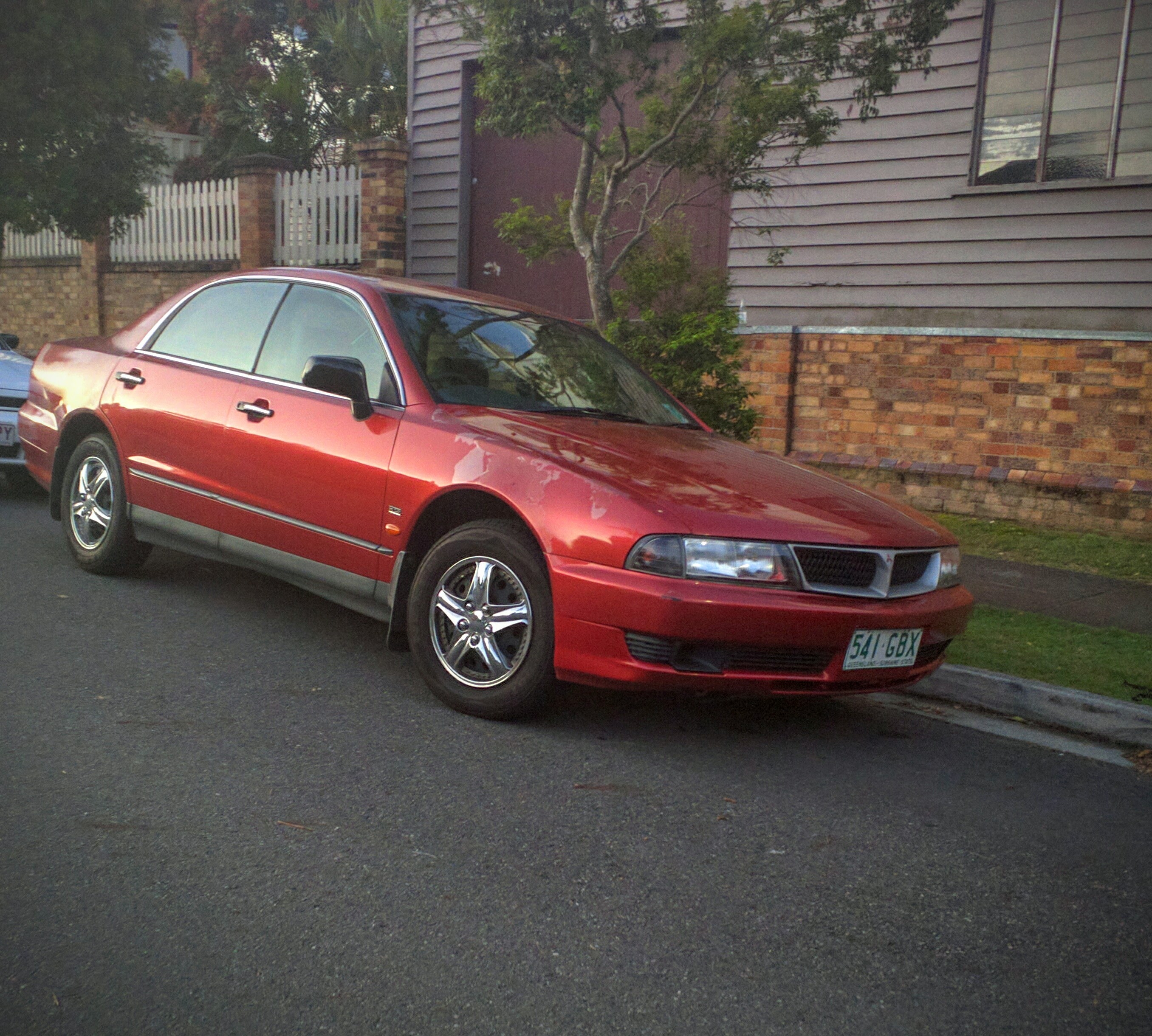 1999 Mitsubishi Magna