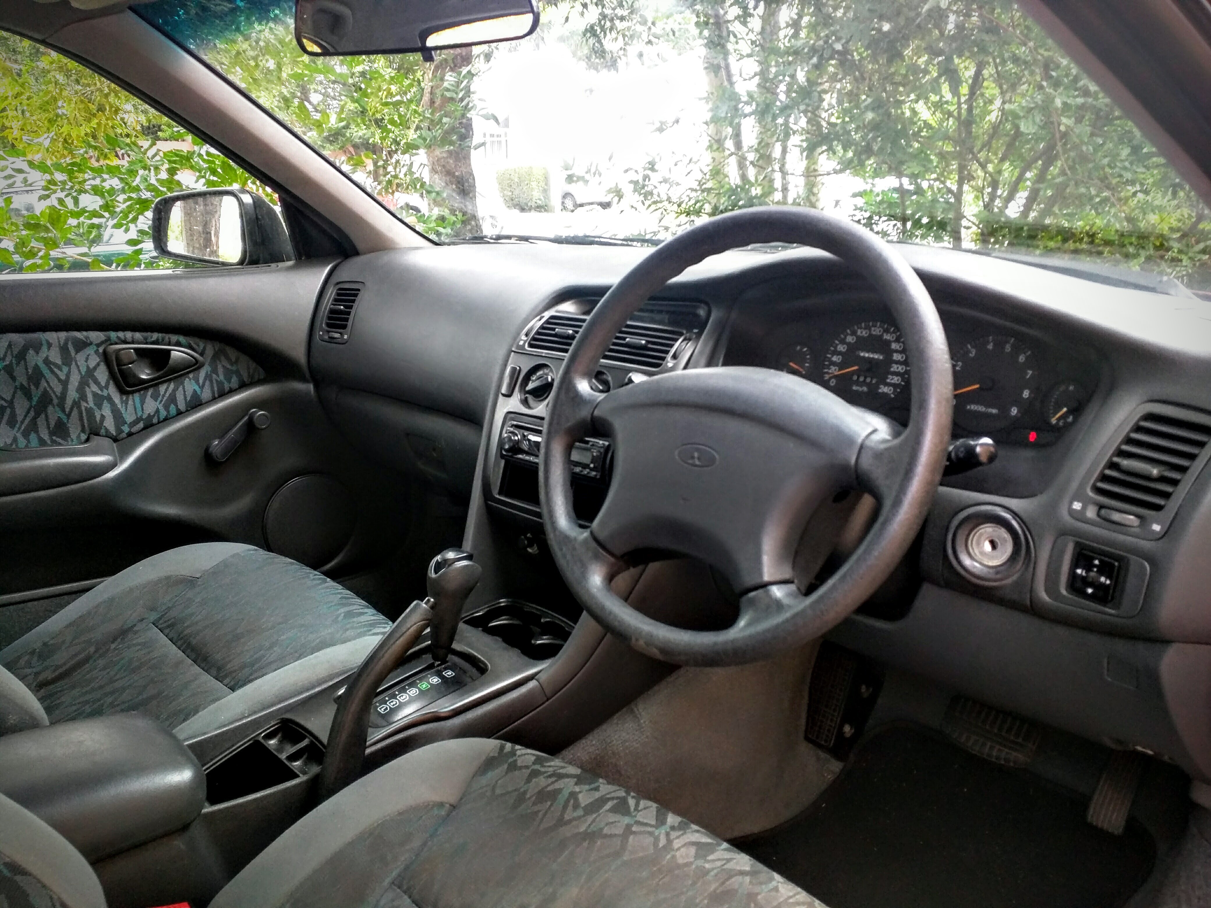 1999 Mitsubishi Magna