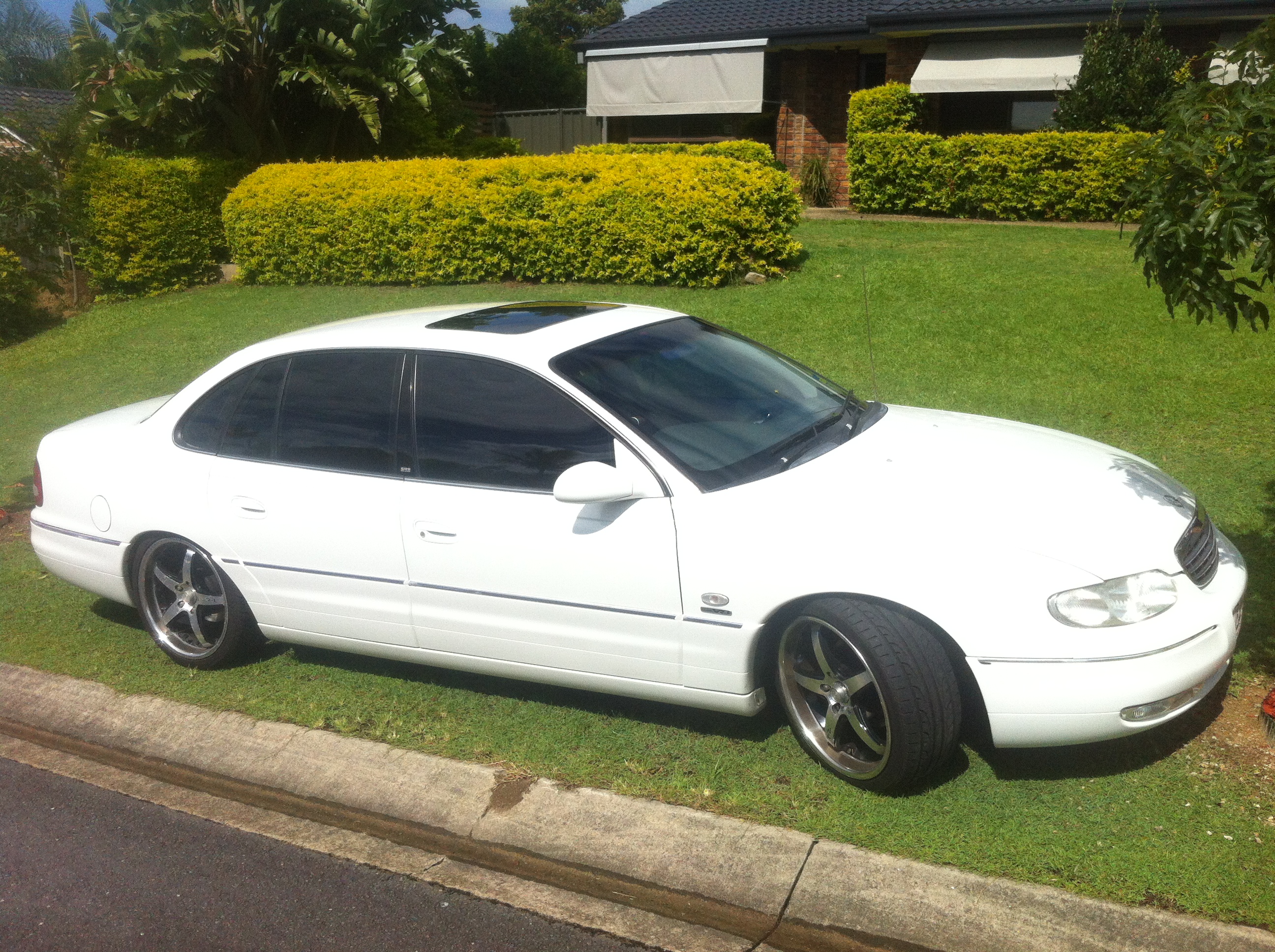 2000 Holden Statesman V8 WH