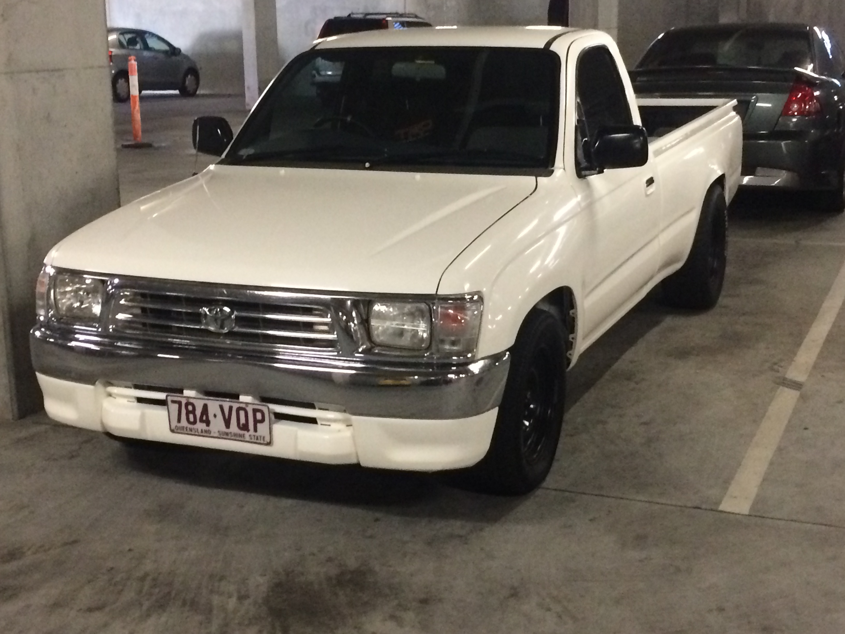 2000 Toyota Hilux RZN149R