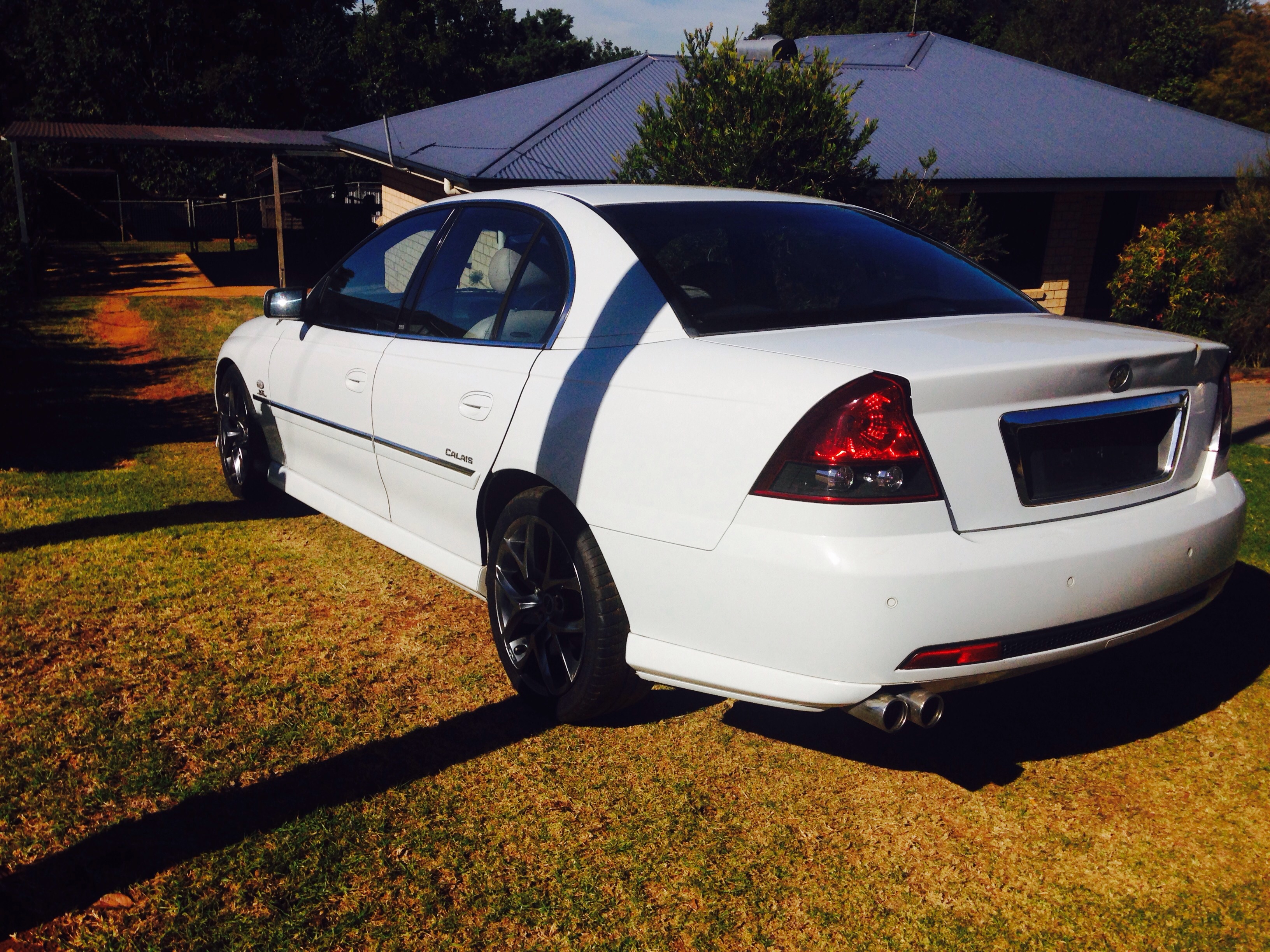 2004 Holden Calais VZ