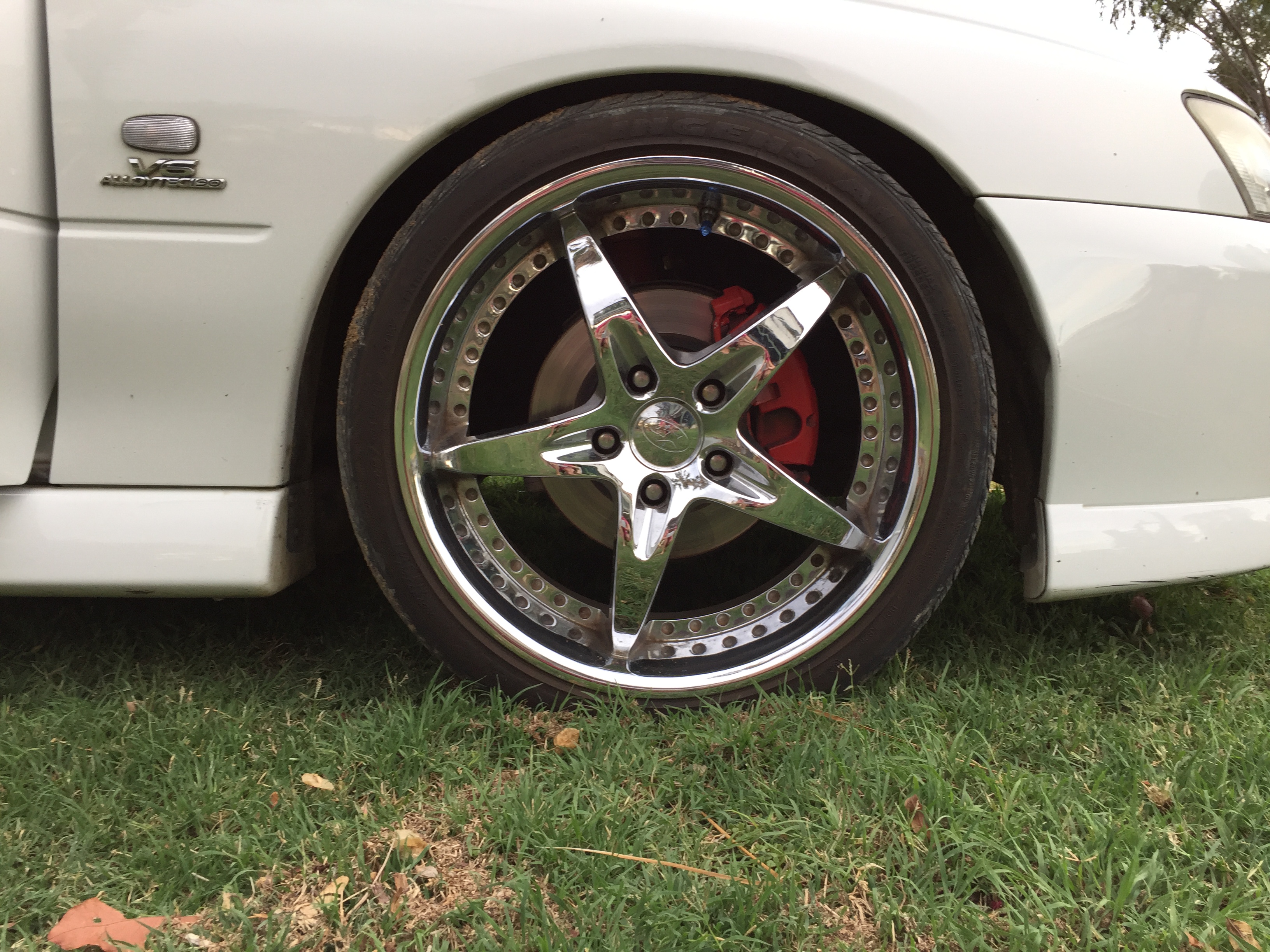 2005 Holden Commodore SV6 VZ