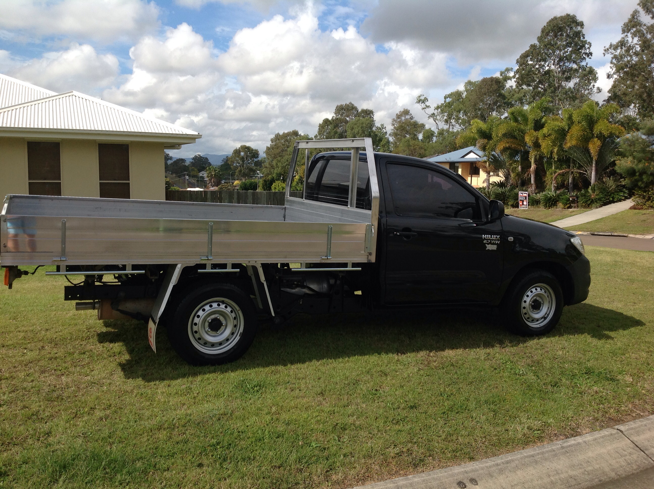 2010 Toyota Hilux Workmate TGN16R MY11 Upgrade