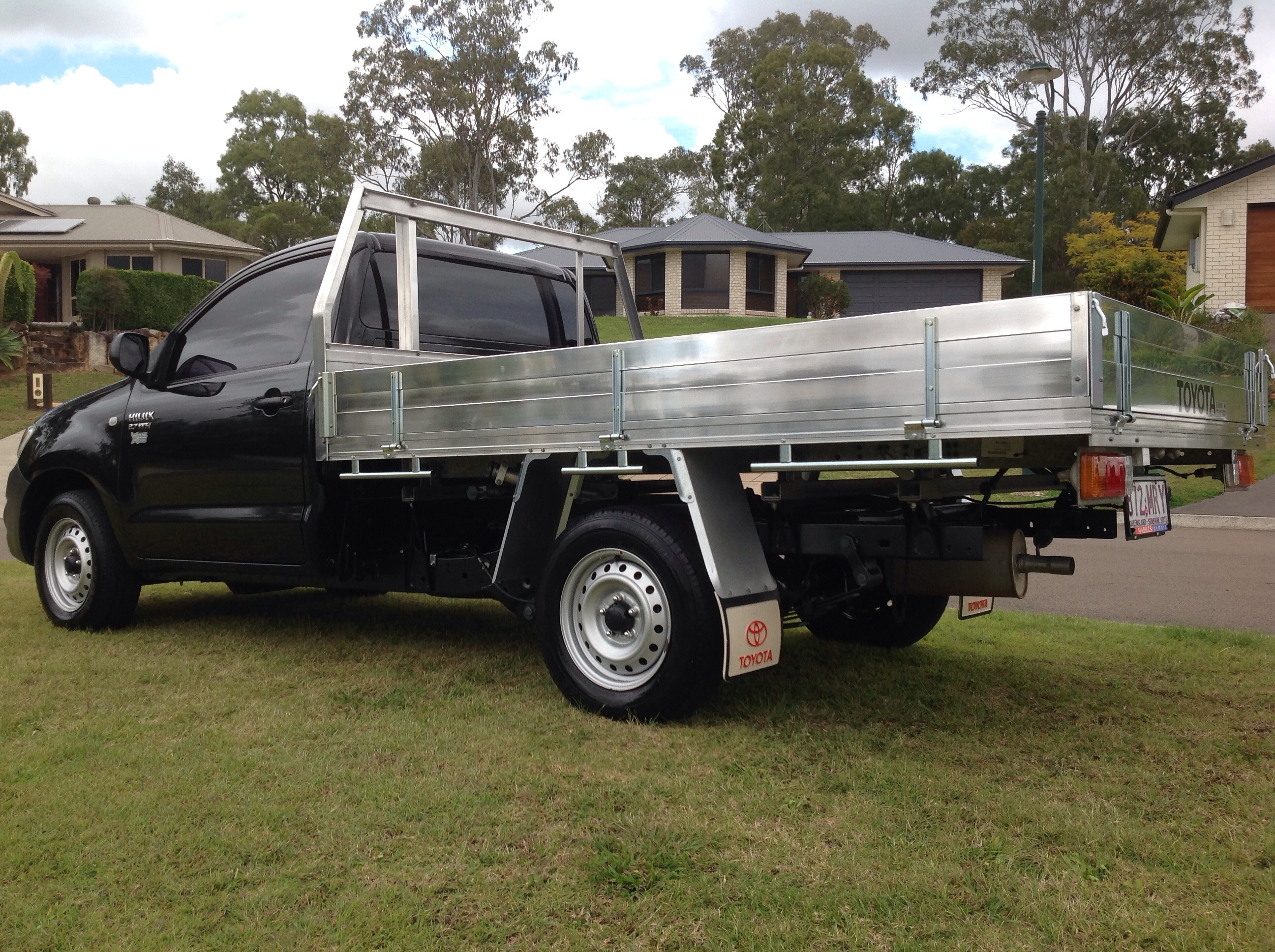 2010 Toyota Hilux Workmate TGN16R MY11 Upgrade