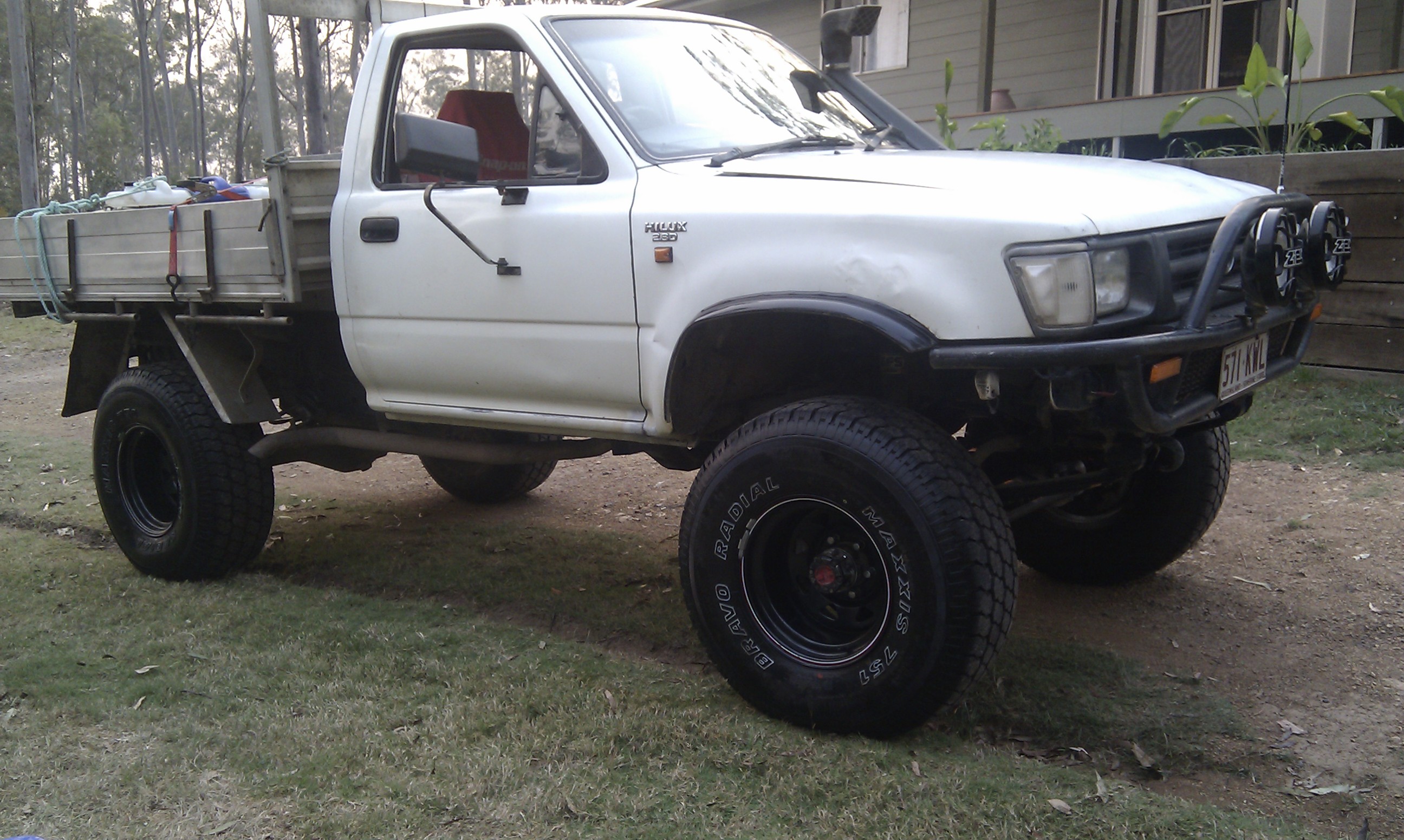 1993 Toyota Hilux (4X4) LN106R