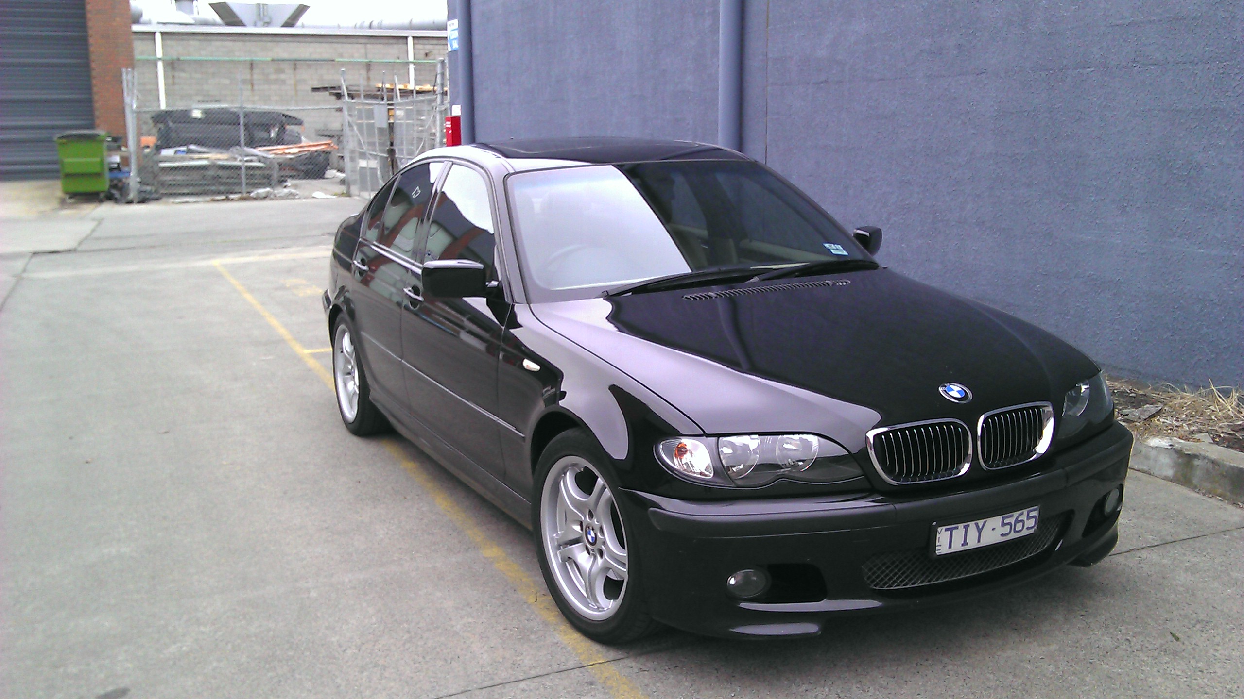 Bmw 318i фото