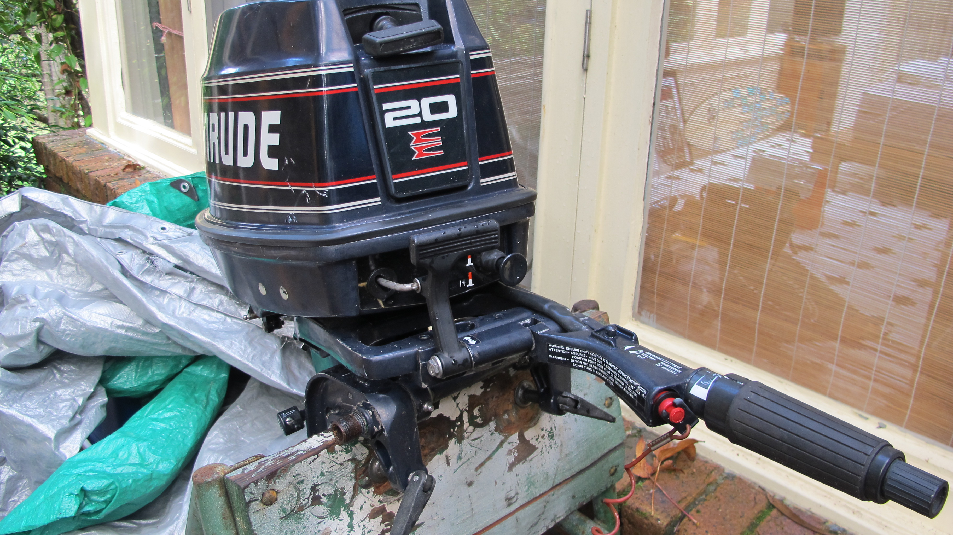 20HP Evinrude Outboard Engine