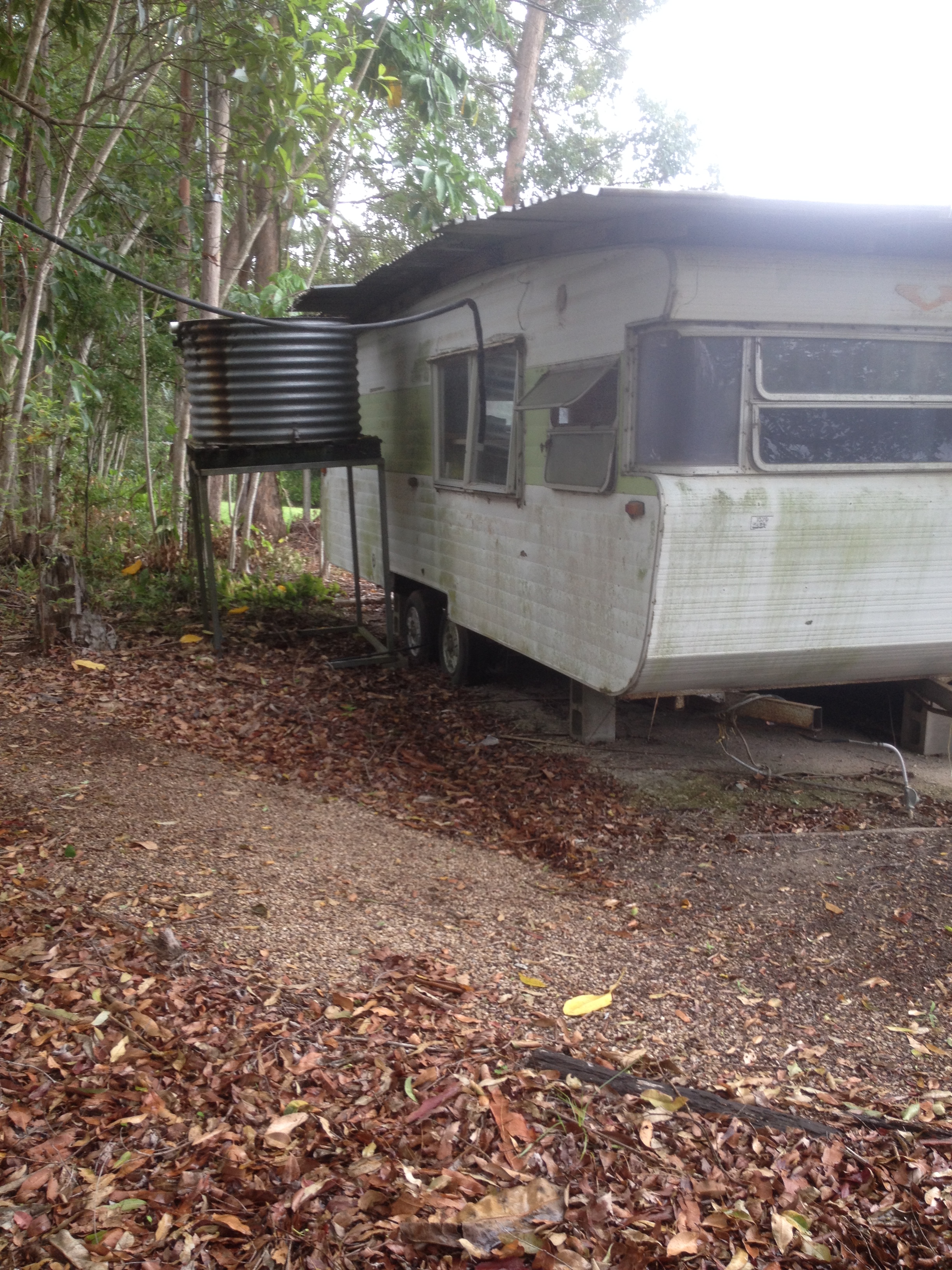 26FT Caravan and Aluminium Annex