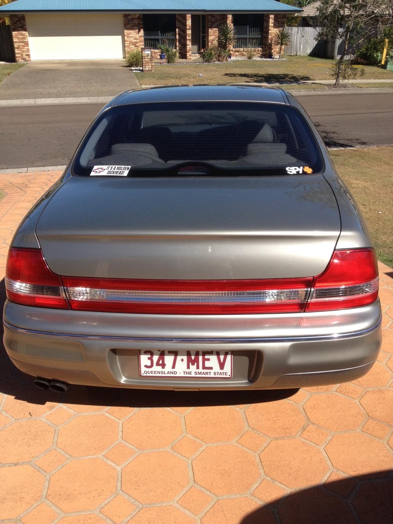 2001 Holden Statesman V8 Whii