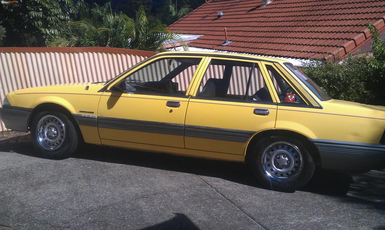 1987 Holden Commodore Vl