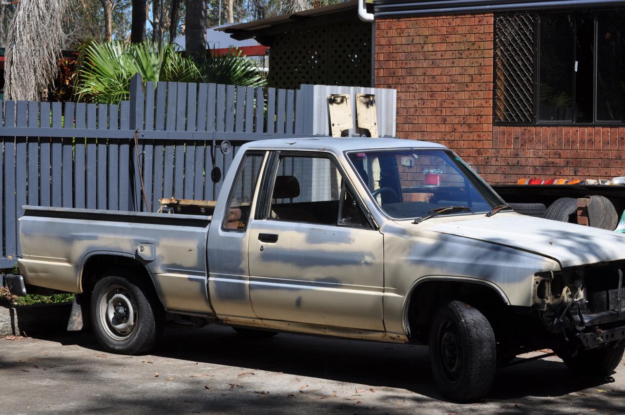 1986 Toyota Hilux Sr5 Yn57