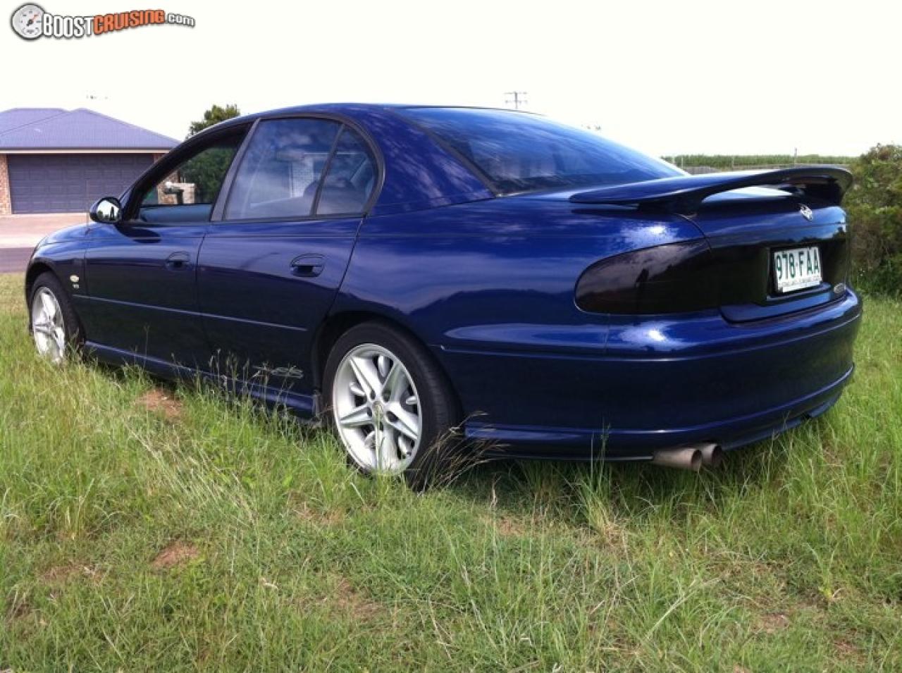 vx commodore tail lights