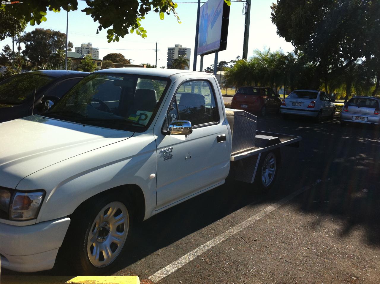 2004 Toyota Hilux Workmate