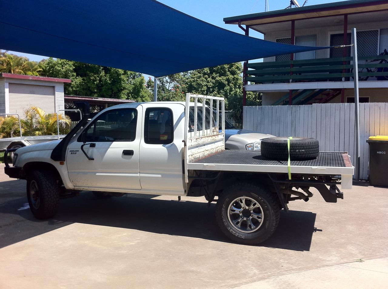 1999 Toyota Hilux 