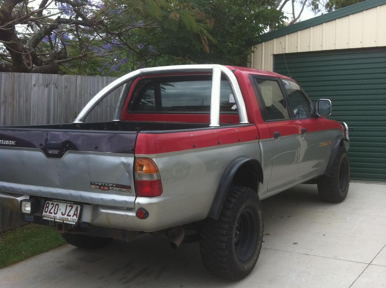 1998 Mitsubishi Triton 