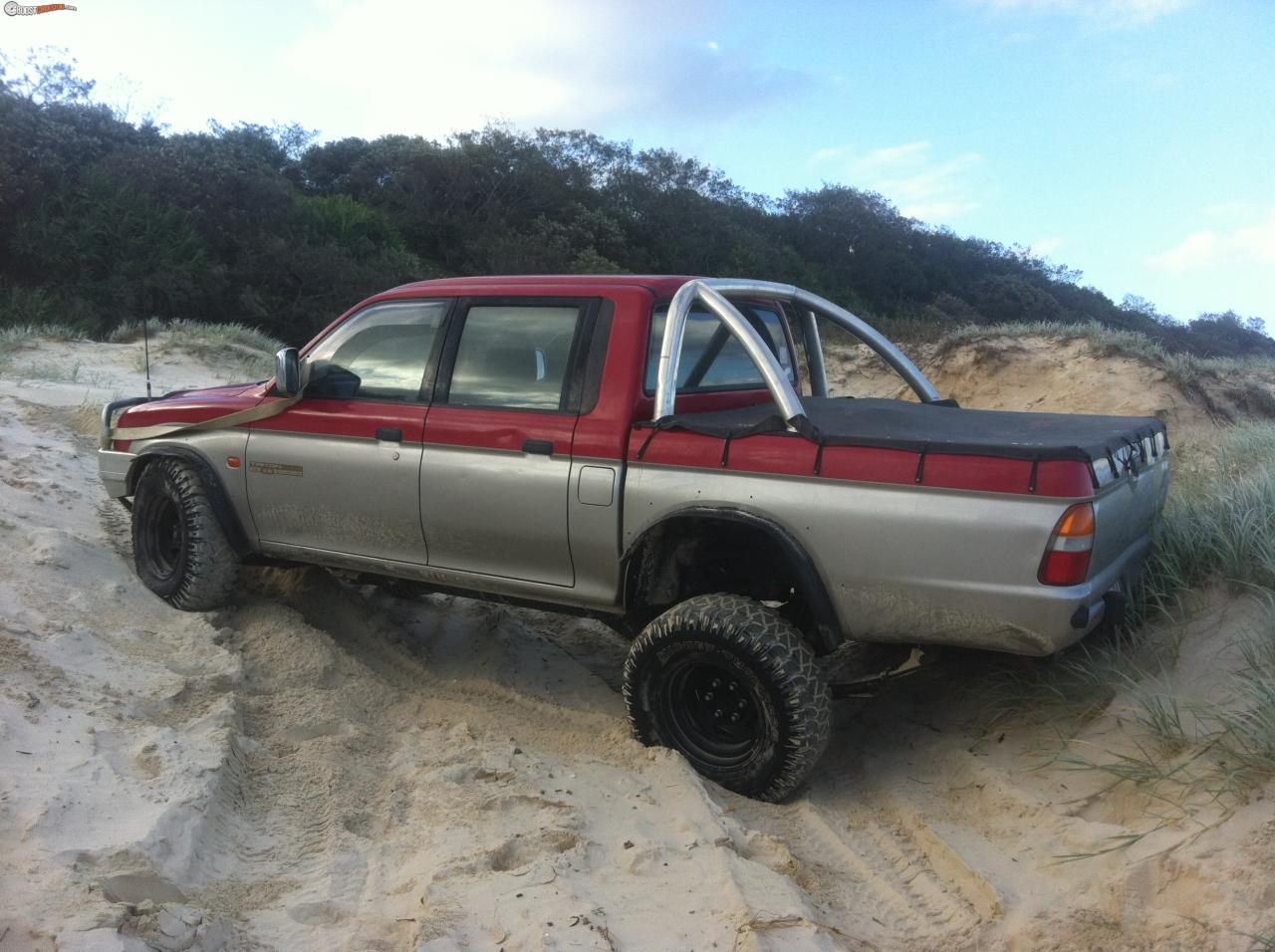 1998 Mitsubishi Triton Mk