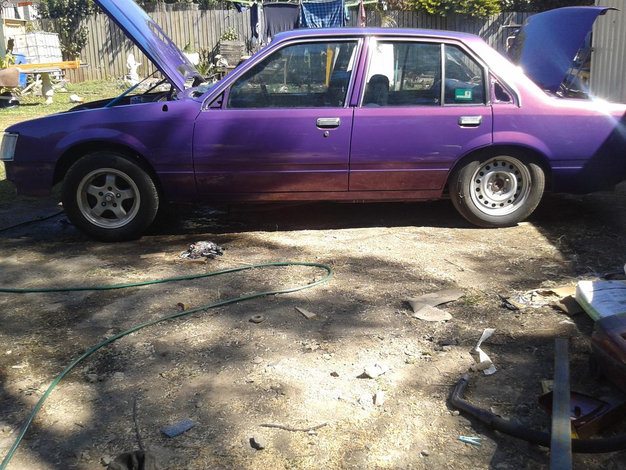 1982 Holden Commodore VH SLE