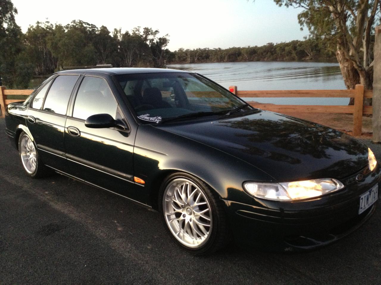 1995 Ford Falcon Futura Olympic Classic Efii