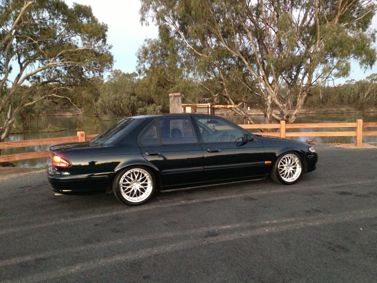 1995 Ford Falcon Futura Olympic Classic Efii