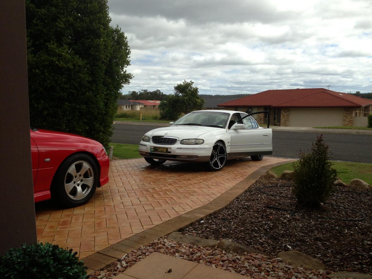 1999 Holden Statesman