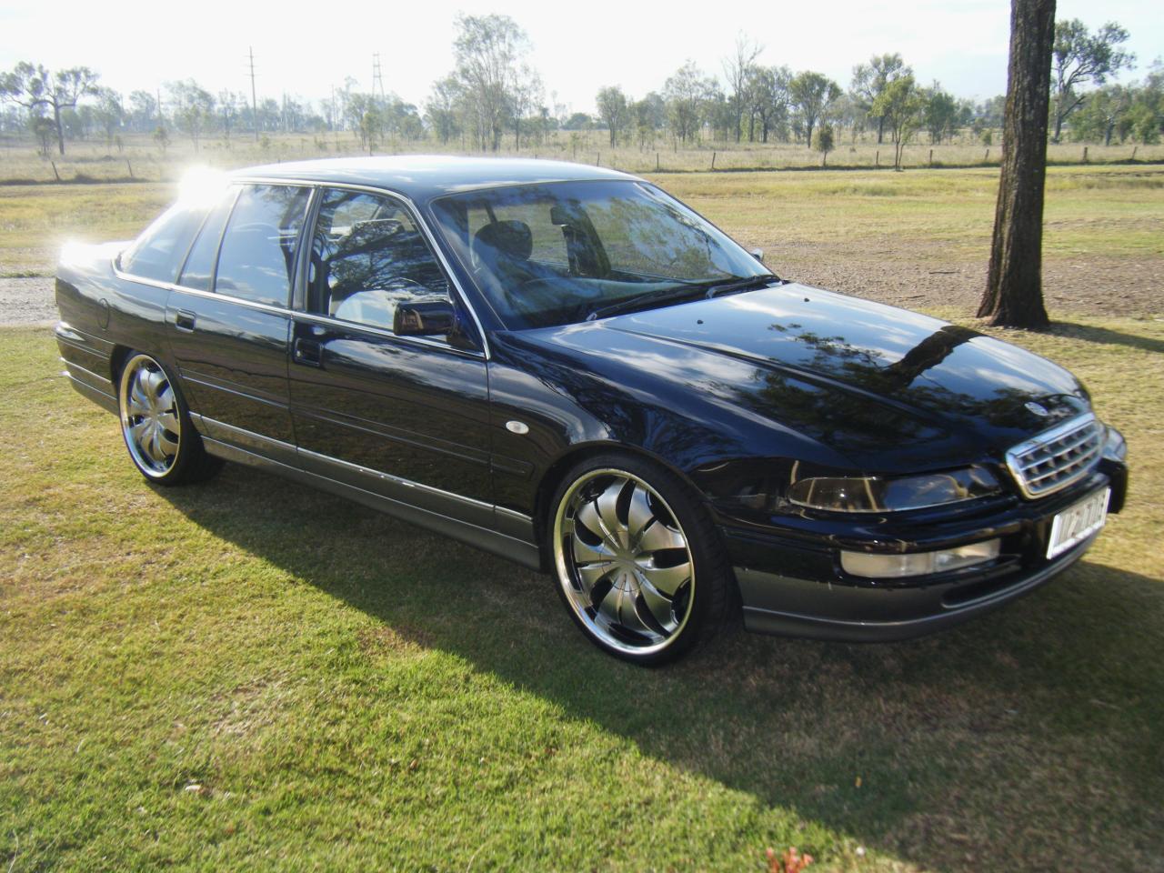 1999 Holden Statesman