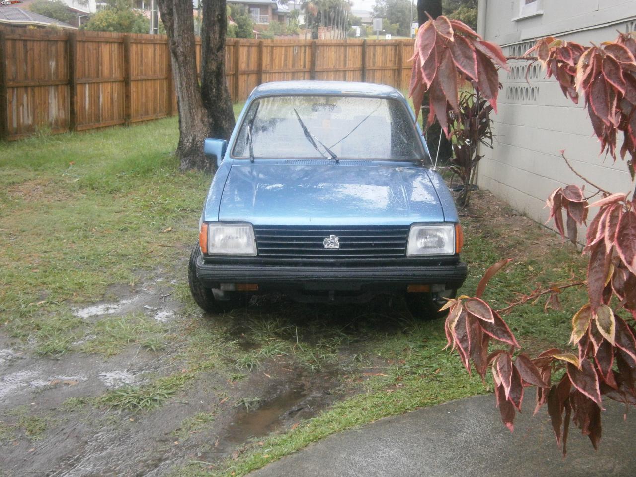 1982 Holden Gemini Tf (moonshadow