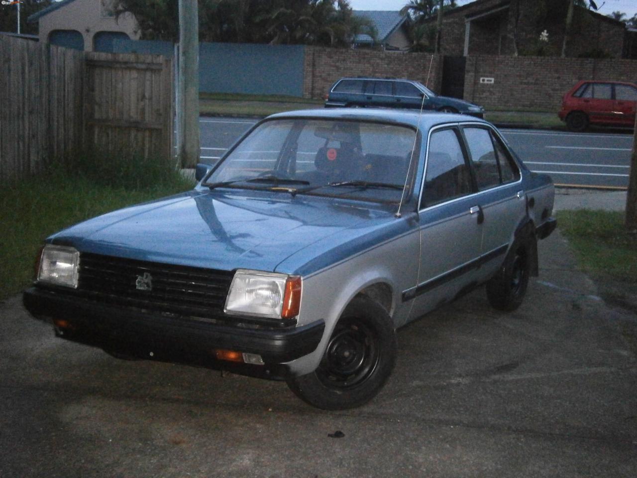 1982 Holden Gemini Tf (moonshadow