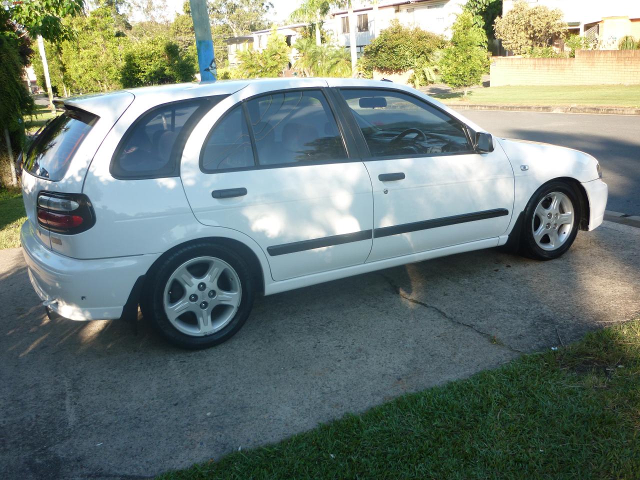 1998 Nissan Pulsar Sss