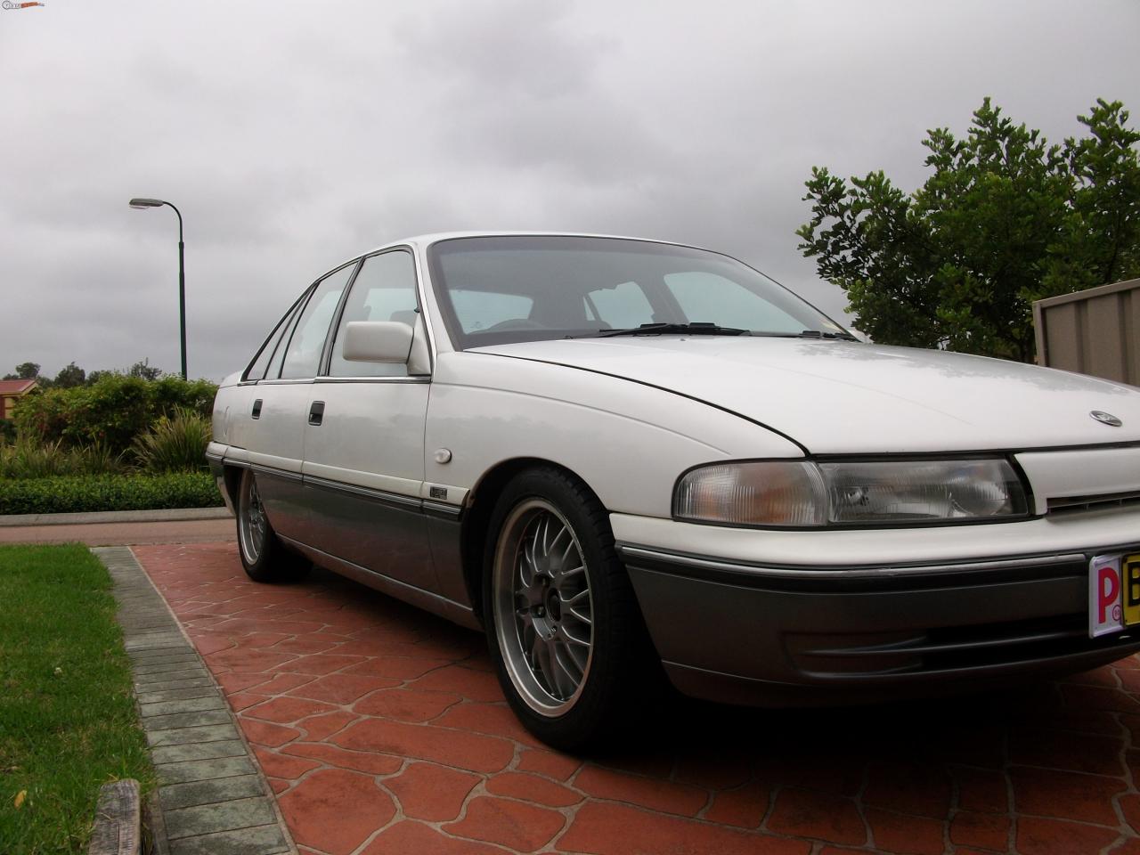 1992 Holden Calais Vp