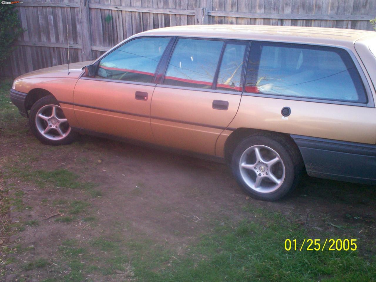 Vn_wagon's Holden