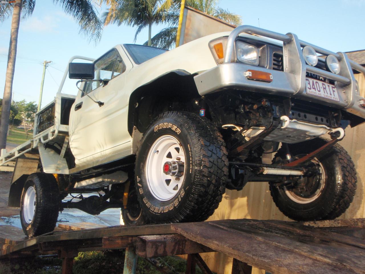 1989 Toyota Hilux 22r Petrol 