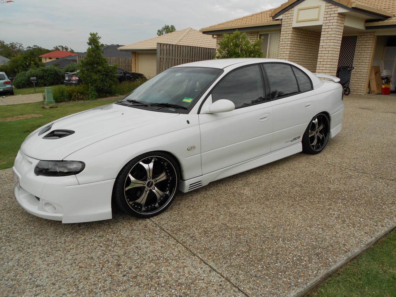  Holden Commodore Ls1