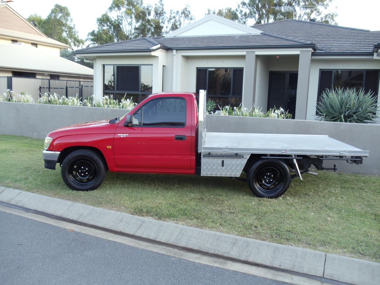 1999 Toyota Hilux 