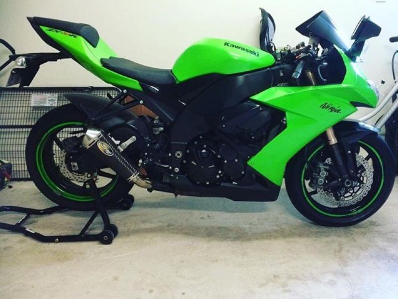 Кавасаки ниндзя zx10r West