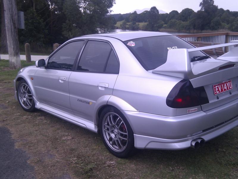 Mitsubishi EVO 5