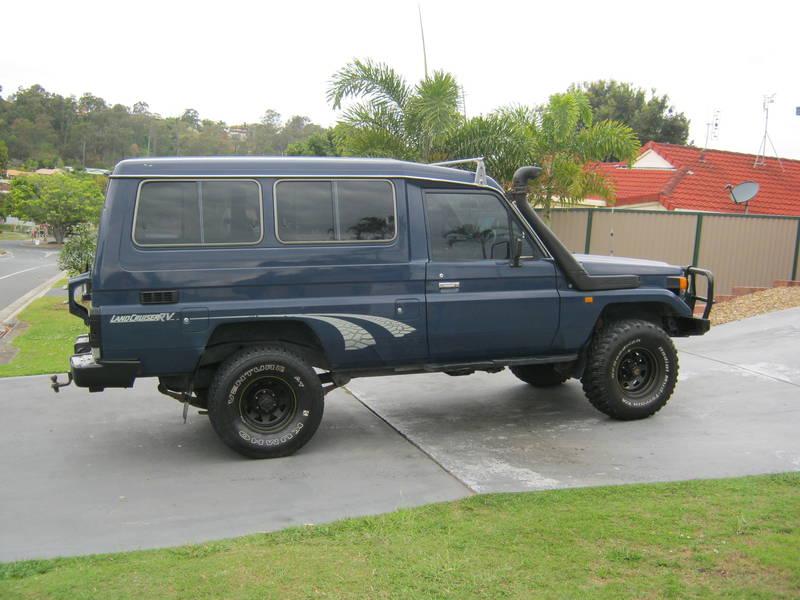 1994 Toyota Landcruiser 75 Series Cruiser - BoostCruising