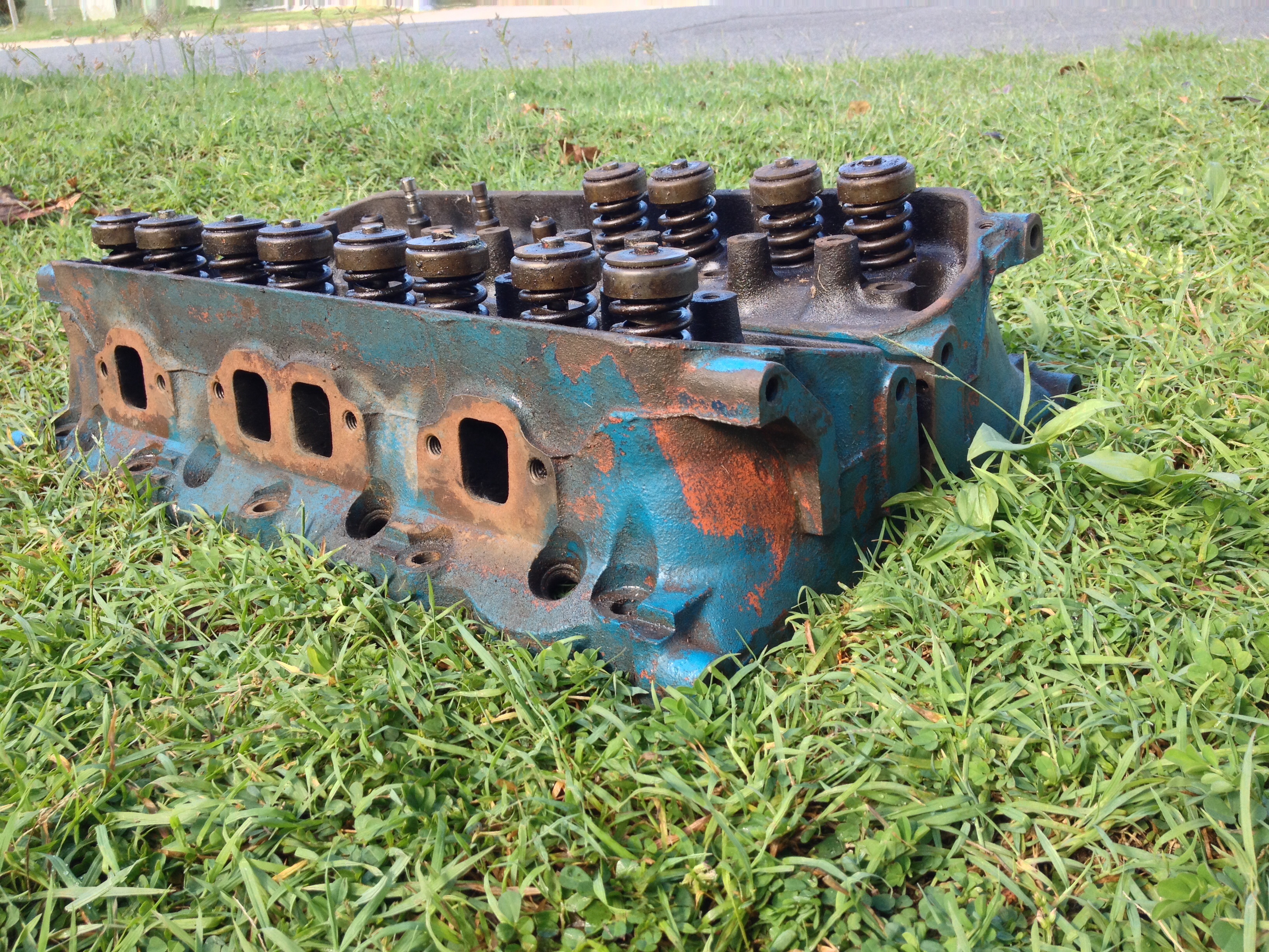 Holden 308 Heads From a LATE Model 5L V8